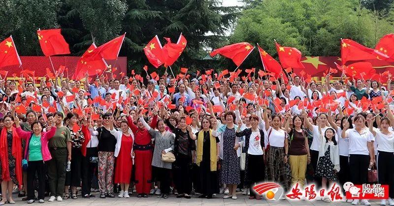 这三个女生，长得好看吗？